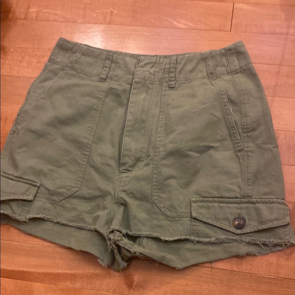 Pull&Bear Green Cargo Shorts Utilitarian Style